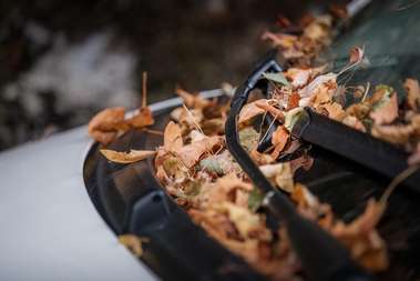 Going from summer to winter: your essential car maintenance tips